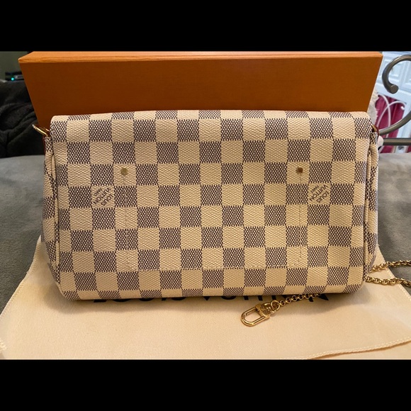 Louis Vuitton Favorite MM - Picture 4 of 8